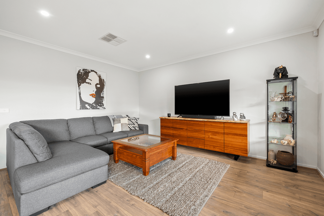 23 Limandus Crescent, CRANBOURNE SOUTH, VIC 3977