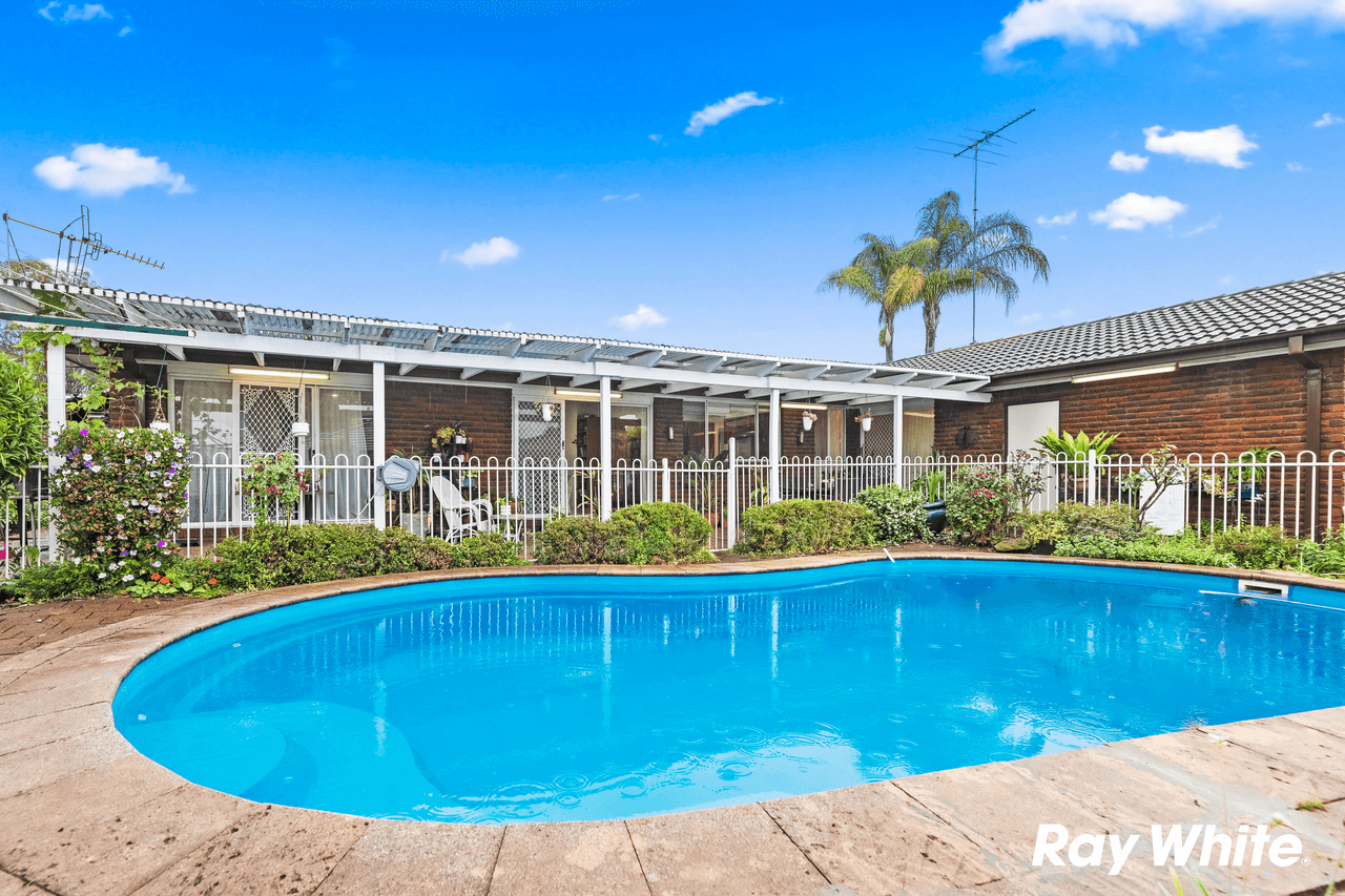16 Yew Place, QUAKERS HILL, NSW 2763