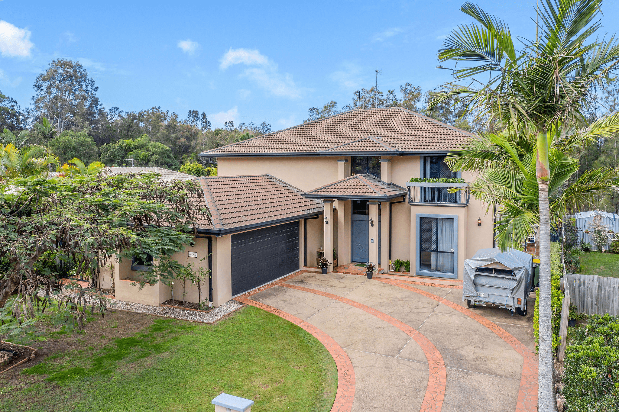 6 GIPPSLAND DRIVE, HELENSVALE, QLD 4212