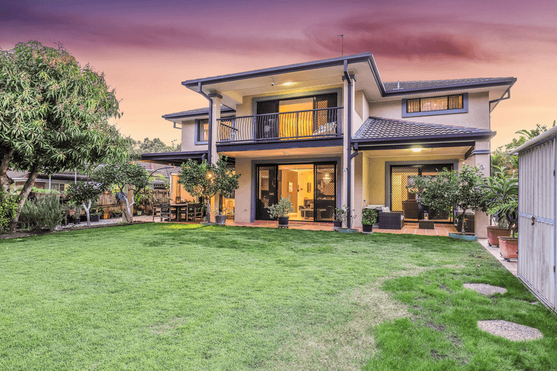 6 GIPPSLAND DRIVE, HELENSVALE, QLD 4212