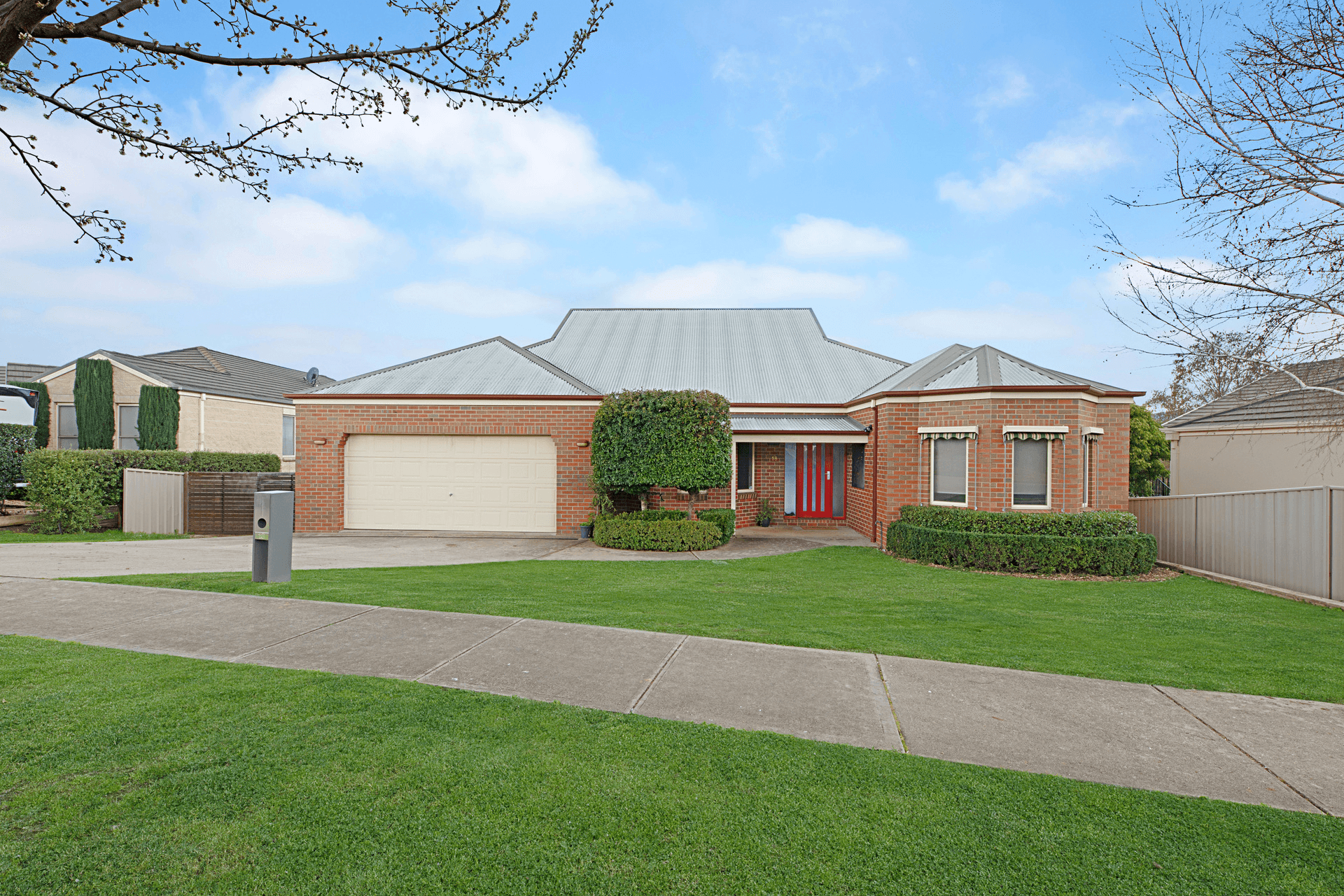 18 Jevington Drive, Wodonga, VIC 3690