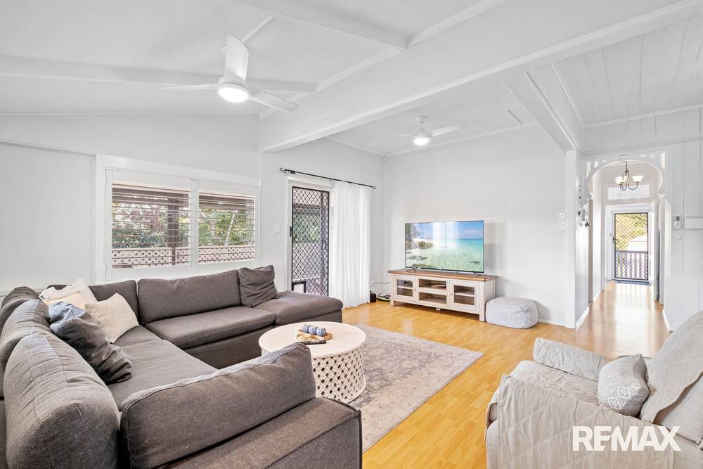 6 Elizabeth Street, NAMBOUR, QLD 4560