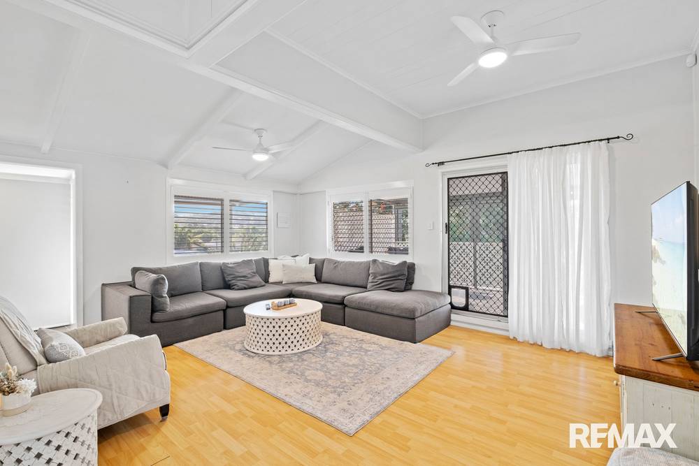 6 Elizabeth Street, NAMBOUR, QLD 4560