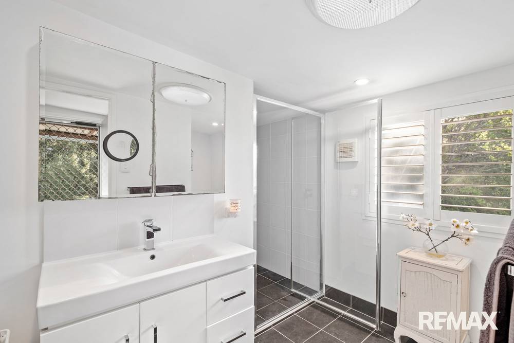 6 Elizabeth Street, NAMBOUR, QLD 4560