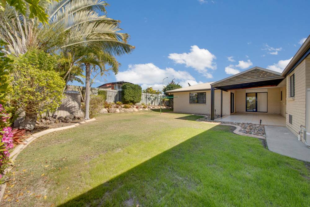 176 J Hickey Avenue, CLINTON, QLD 4680