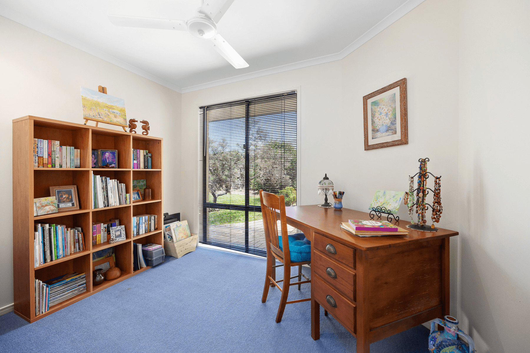 8 Ashgrove Drive, COOROY, QLD 4563