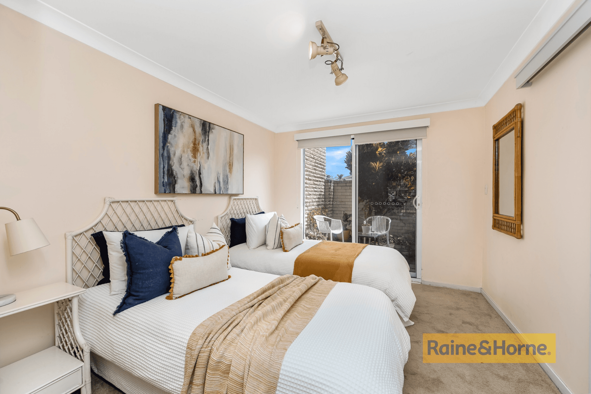 24 Mainsail Avenue, ST HUBERTS ISLAND, NSW 2257