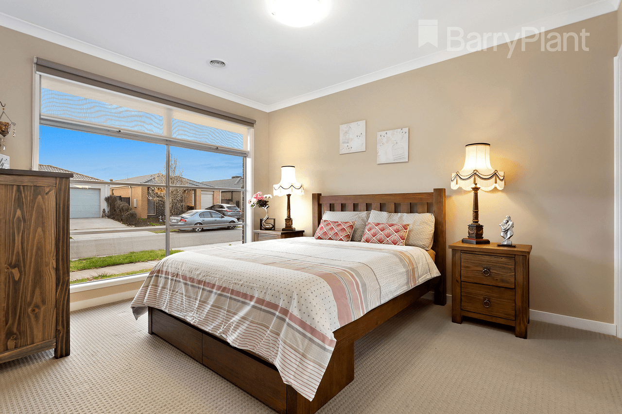 12 Woodgrove Street, Craigieburn, VIC 3064