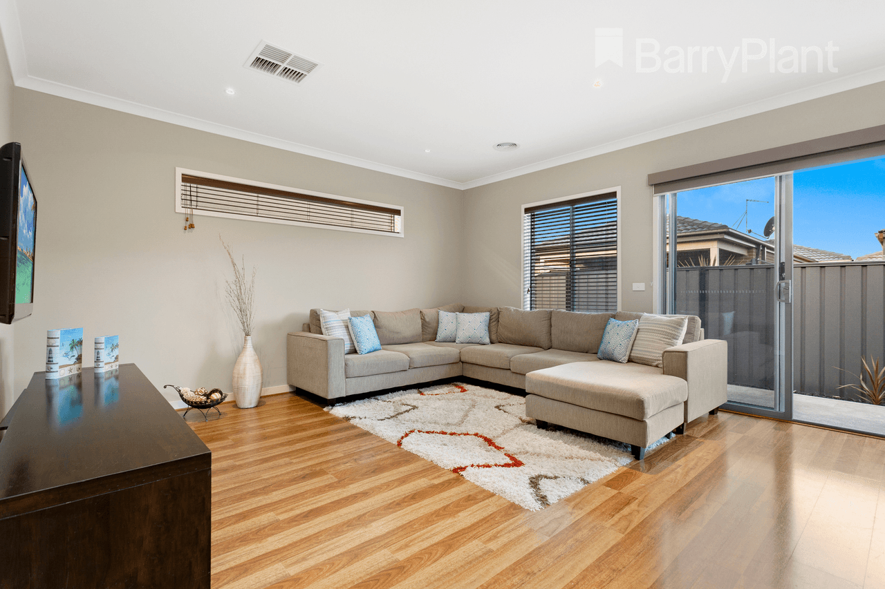 12 Woodgrove Street, Craigieburn, VIC 3064