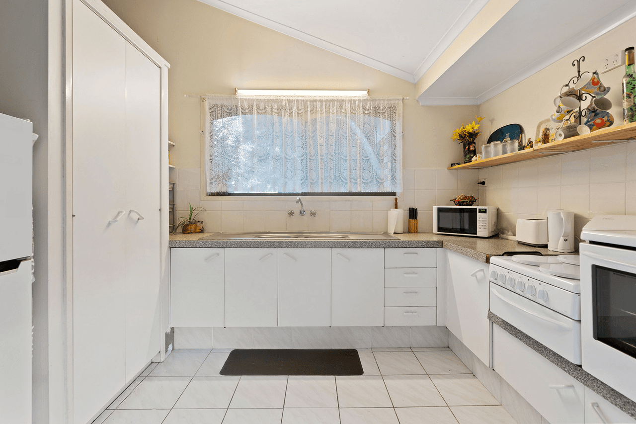 10 Maibry Street, WISHART, QLD 4122