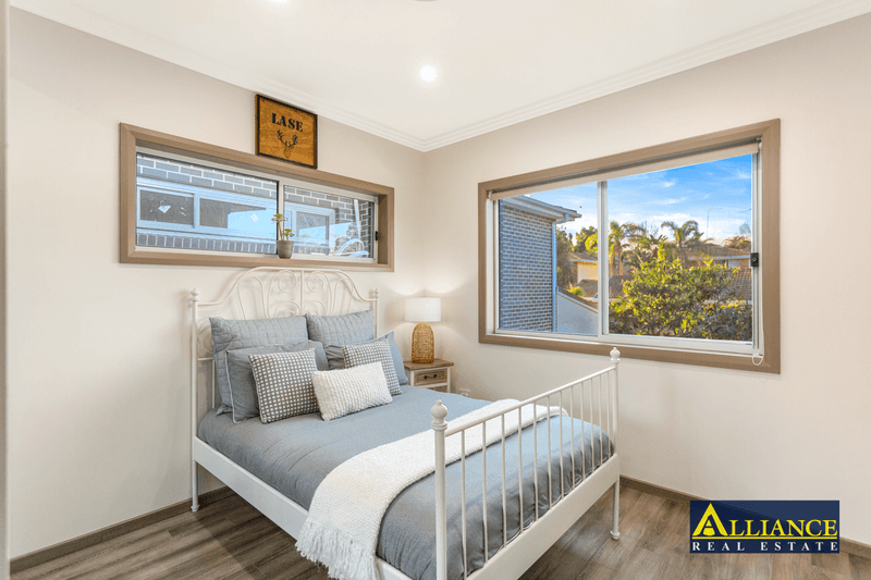 6 Samoa Avenue, Picnic Point, NSW 2213