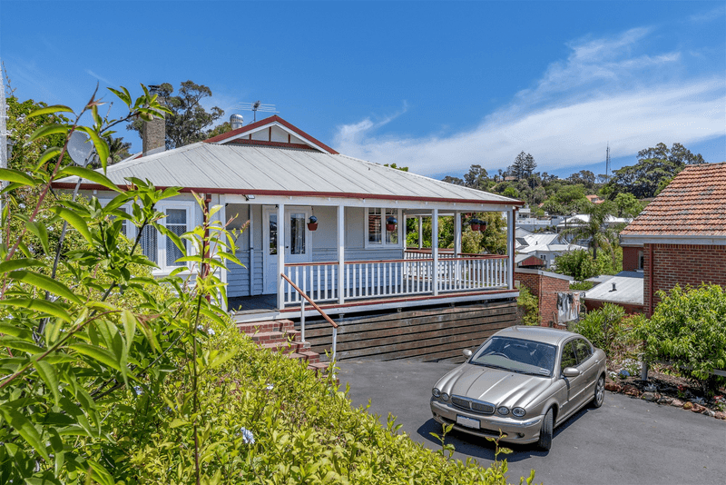 30 Parkfield St, BUNBURY, WA 6230