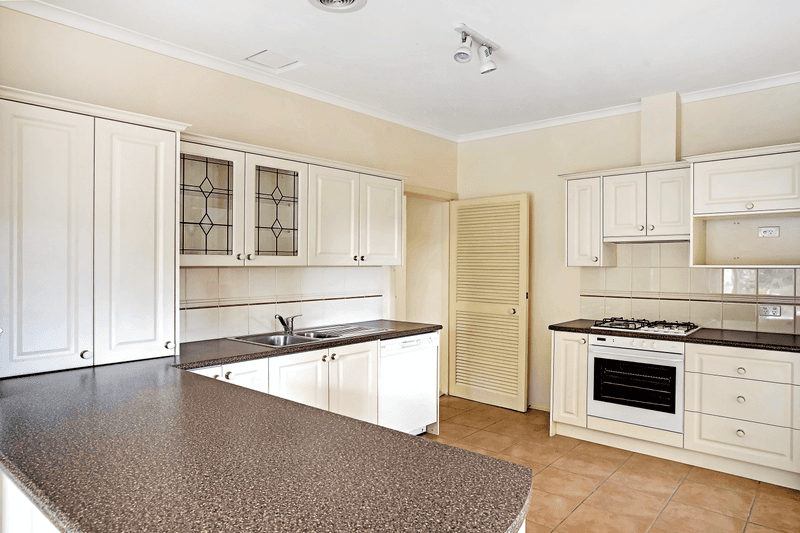 9 Wood Street, RINGWOOD EAST, VIC 3135