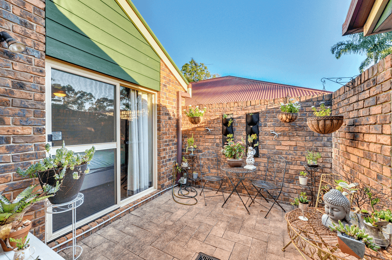 42 Bishop Street, FOREST LAKE, QLD 4078