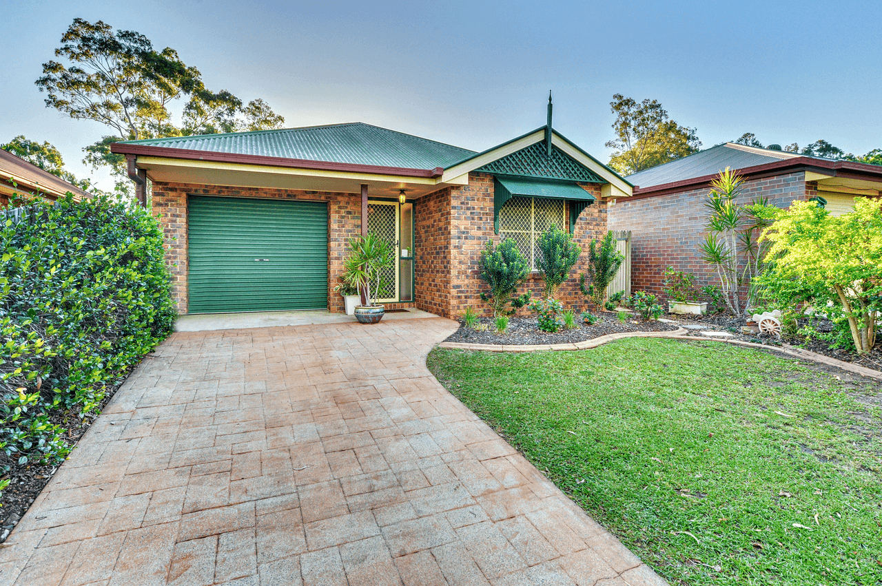 42 Bishop Street, FOREST LAKE, QLD 4078