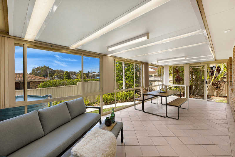 14 Sirius Avenue, BATEAU BAY, nsw 2261