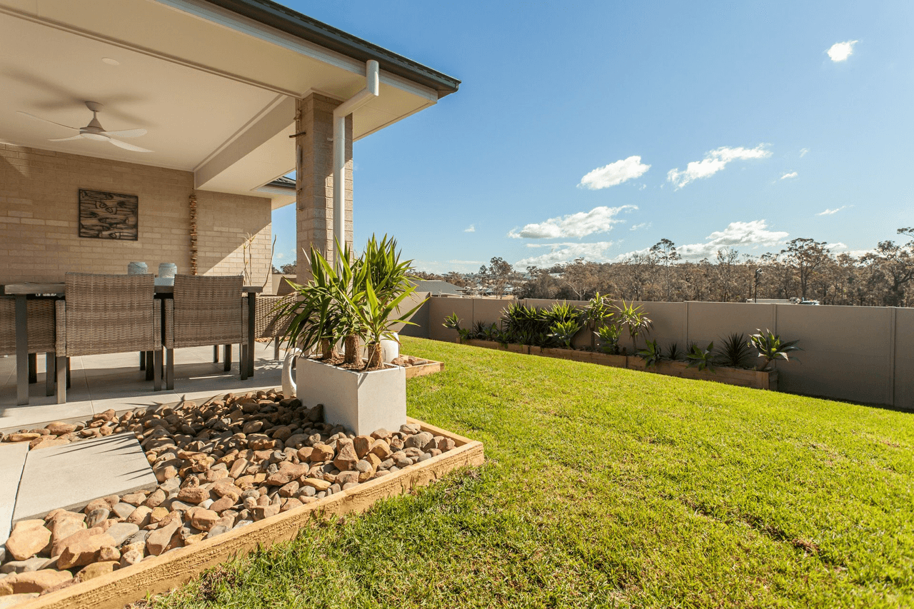 23 Brooker Drive, NORTH ROTHBURY, NSW 2335