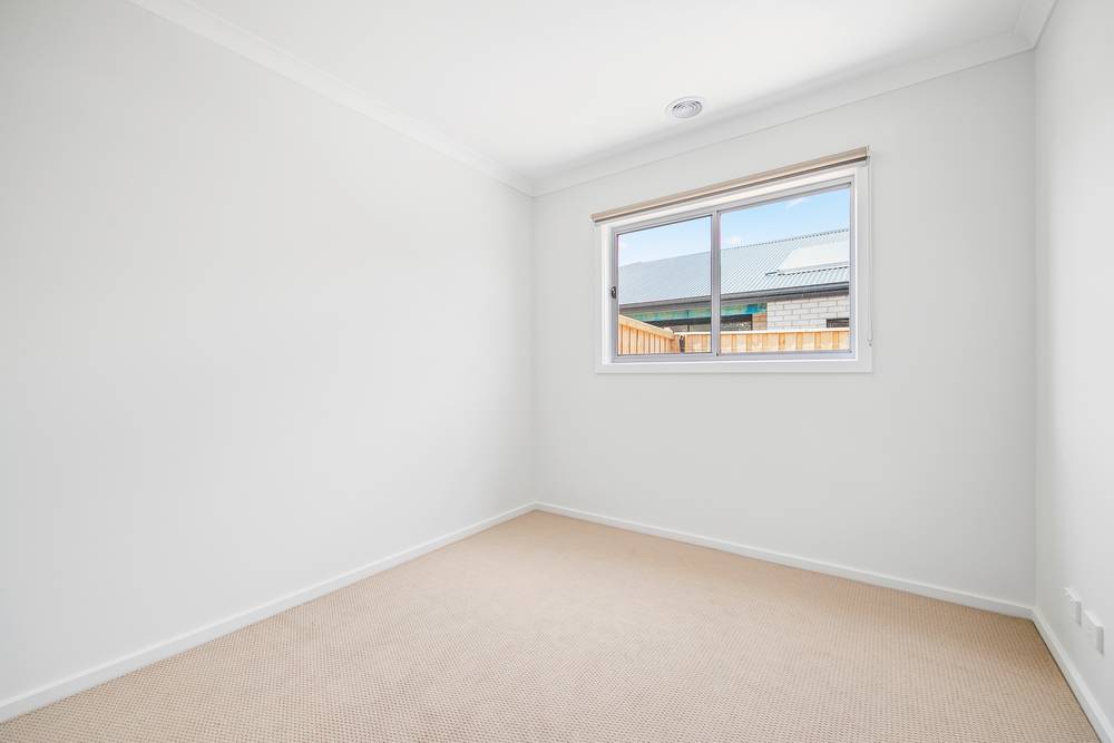 19 Homebush Esplanade, FRASER RISE, VIC 3336