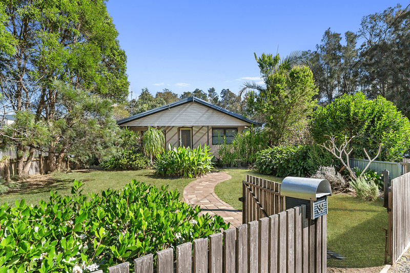 39 Sorrento Road, EMPIRE BAY, NSW 2257