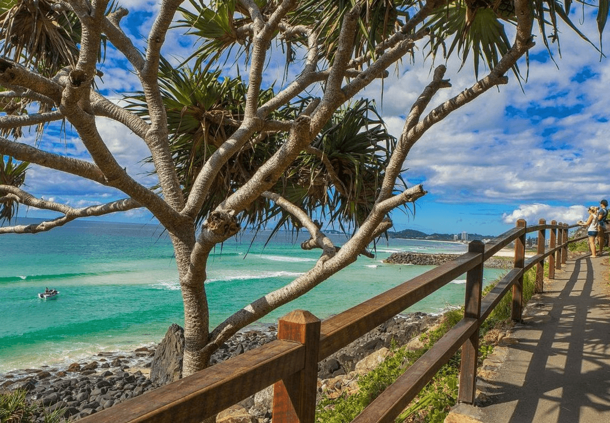 1/2 Stephens Street, Burleigh Heads, QLD 4220