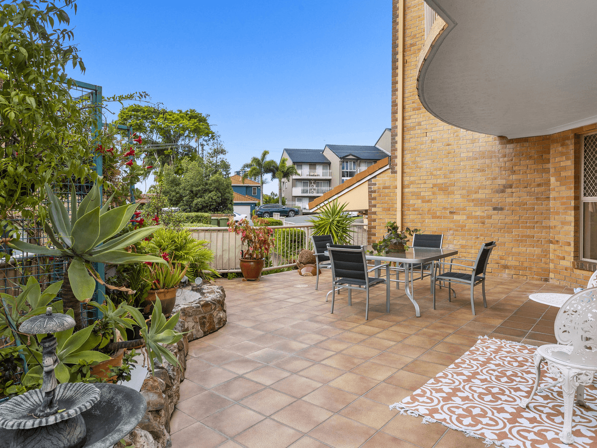 1/2 Stephens Street, Burleigh Heads, QLD 4220