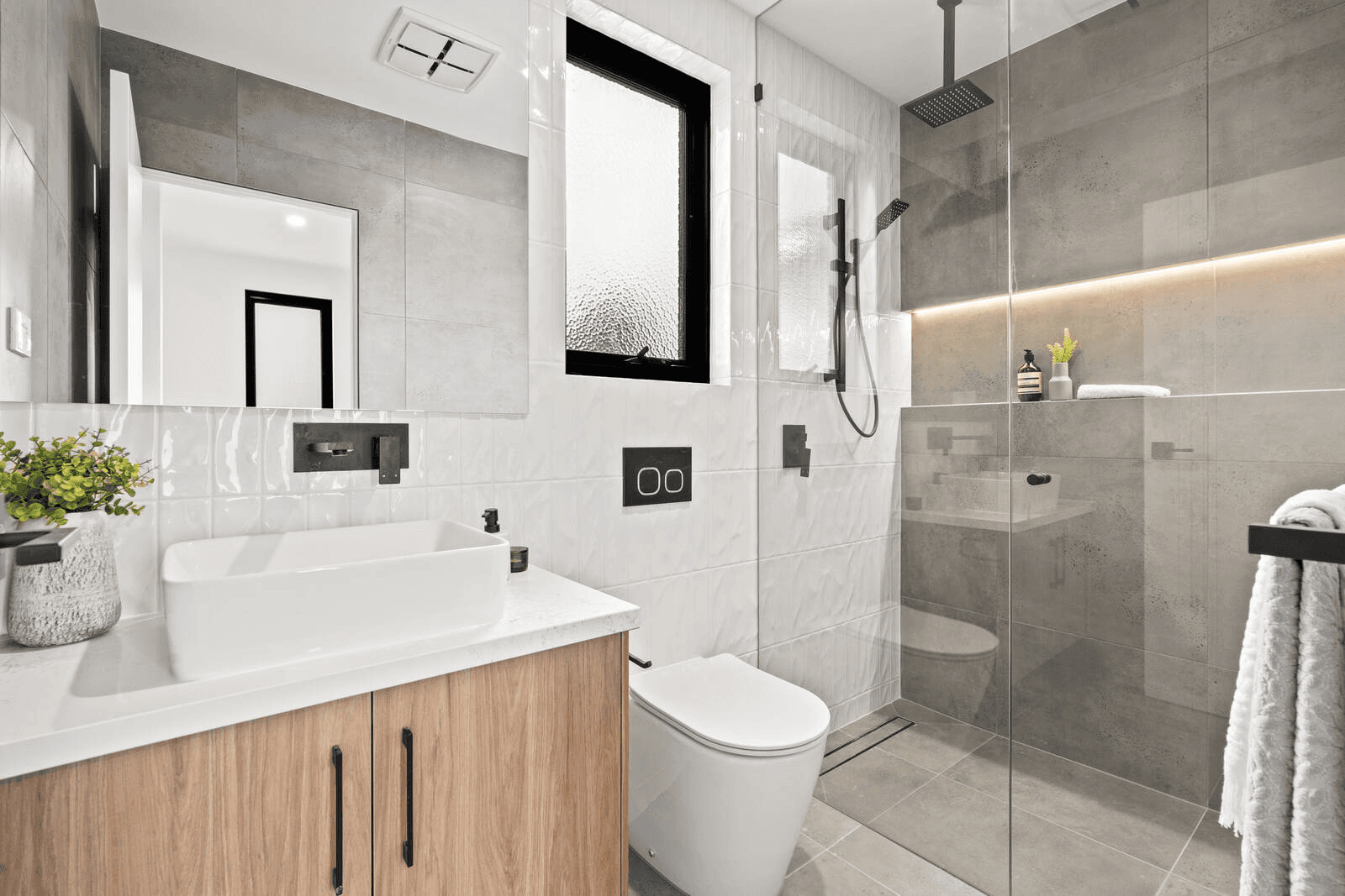 Unit 2/494 Main Street, MORDIALLOC, VIC 3195