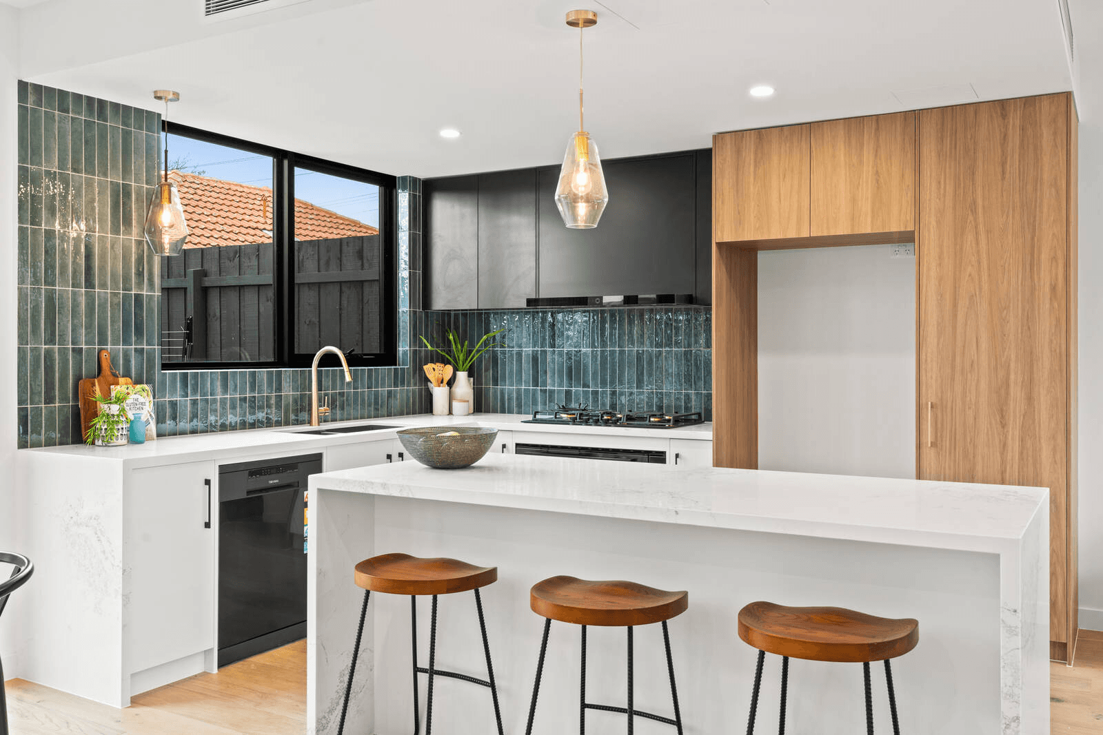 Unit 2/494 Main Street, MORDIALLOC, VIC 3195