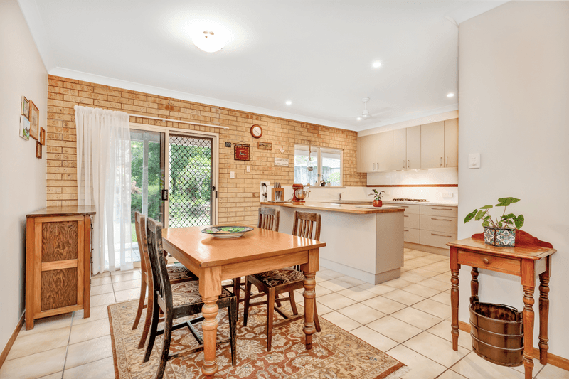 106 Hydeaway Bay Drive, CAPE GLOUCESTER, QLD 4800