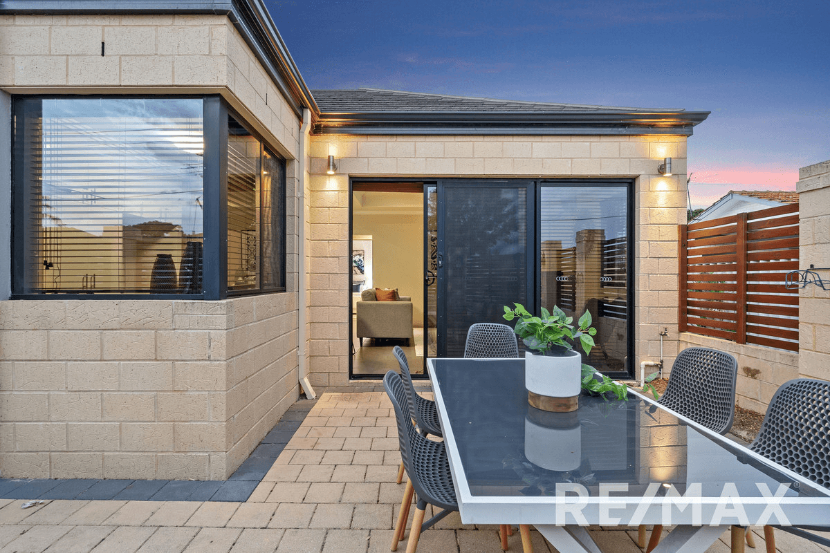 27A Stroughton Road, Westminster, WA 6061
