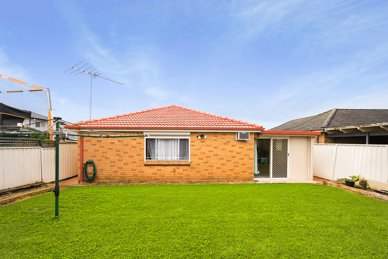 20 Tyringham Close, HOXTON PARK, NSW 2171