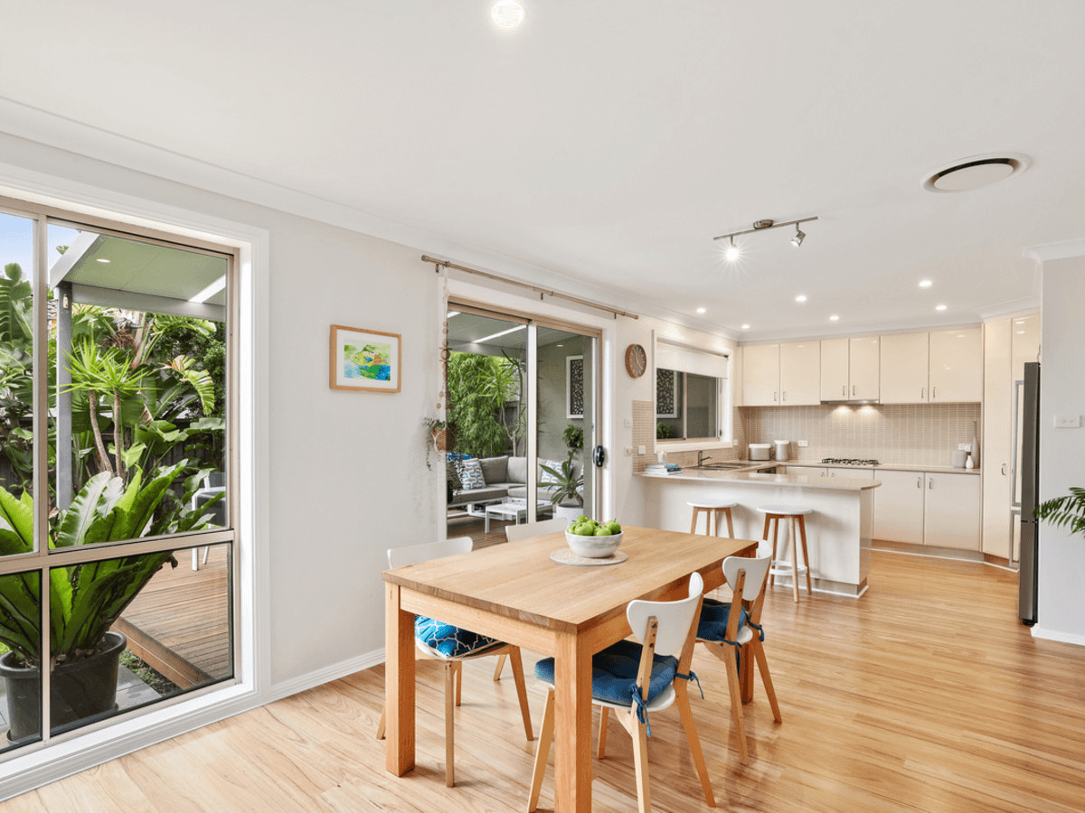 6 Rosella Way, WARRIEWOOD, NSW 2102