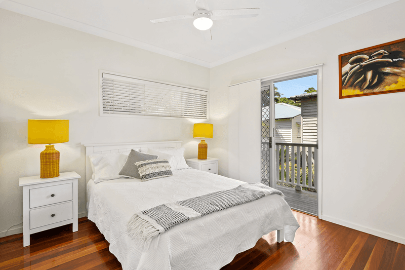 18A Young Street, MILTON, QLD 4064