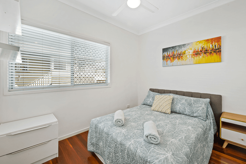 18A Young Street, MILTON, QLD 4064