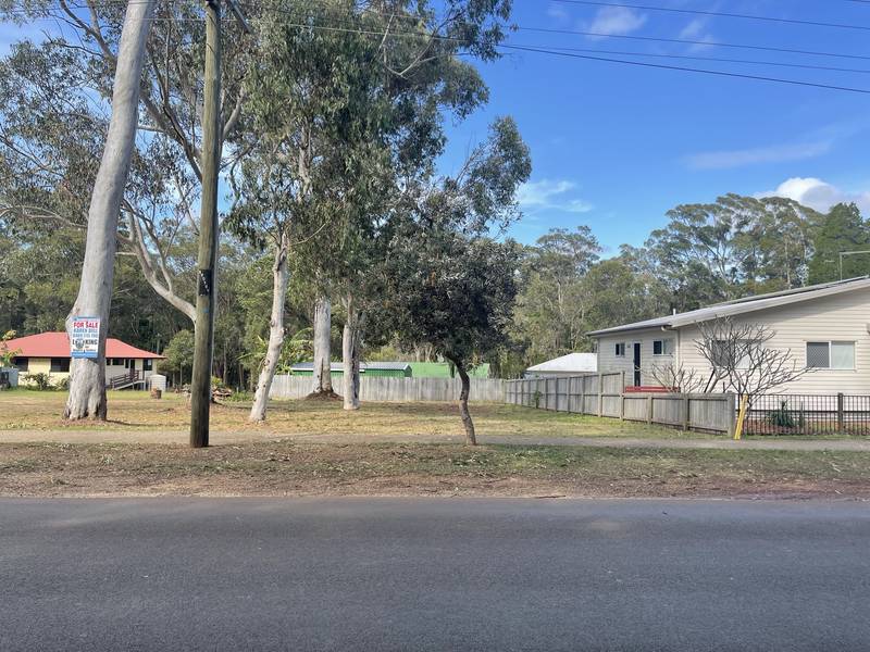 12 Canaipa Rd, Russell Island, QLD 4184