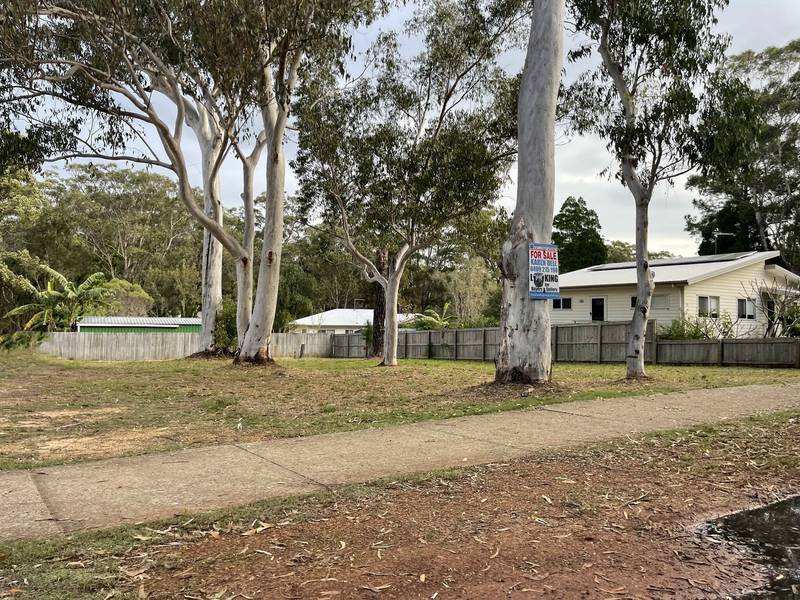 12 Canaipa Rd, Russell Island, QLD 4184