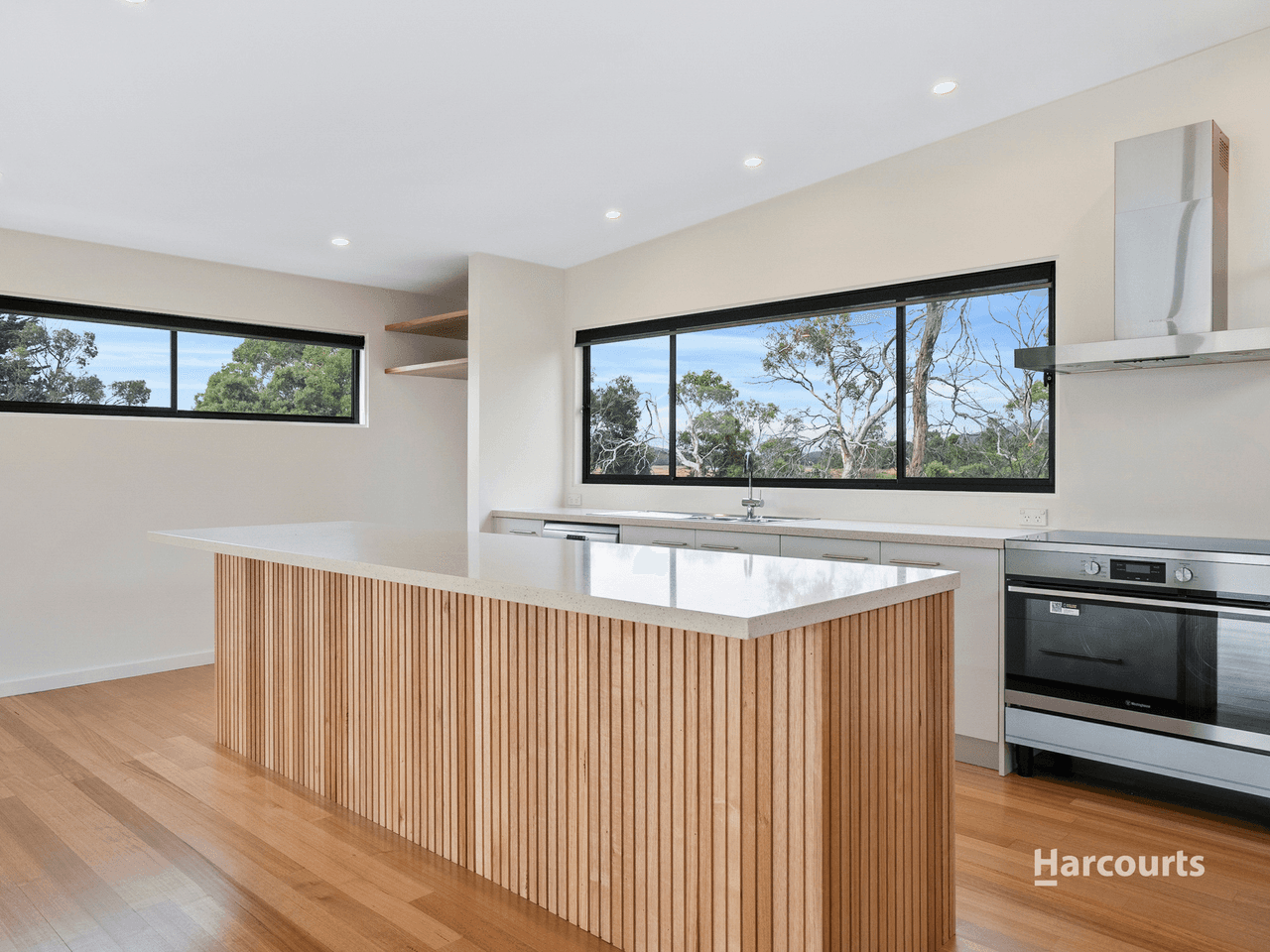 107 Bayview Road, LAUDERDALE, TAS 7021