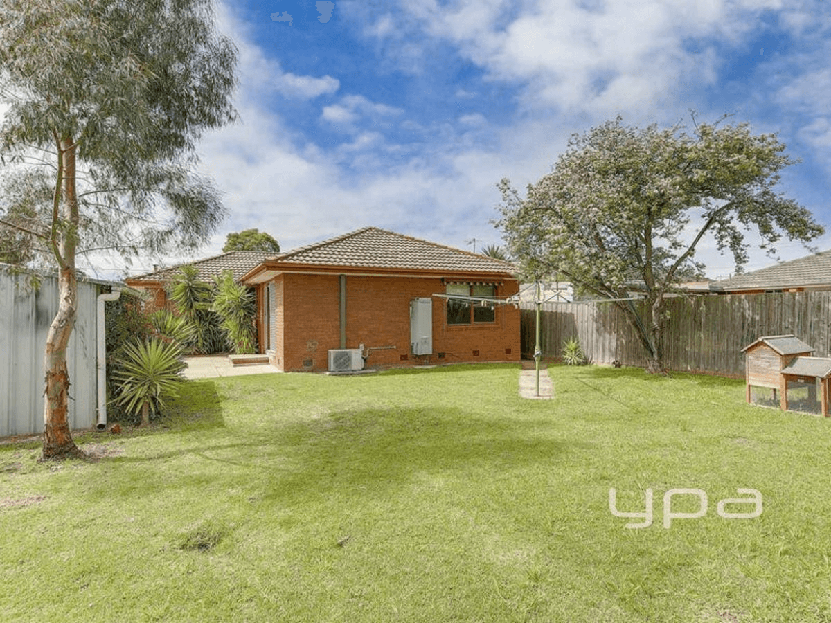 13 Micheline Street, TULLAMARINE, VIC 3043