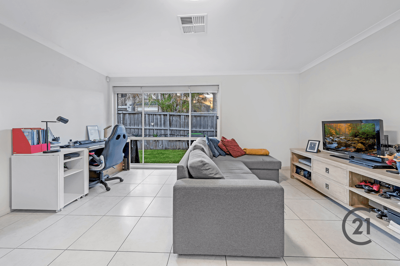 17  Rebellion Circuit, Beaumont Hills, NSW 2155