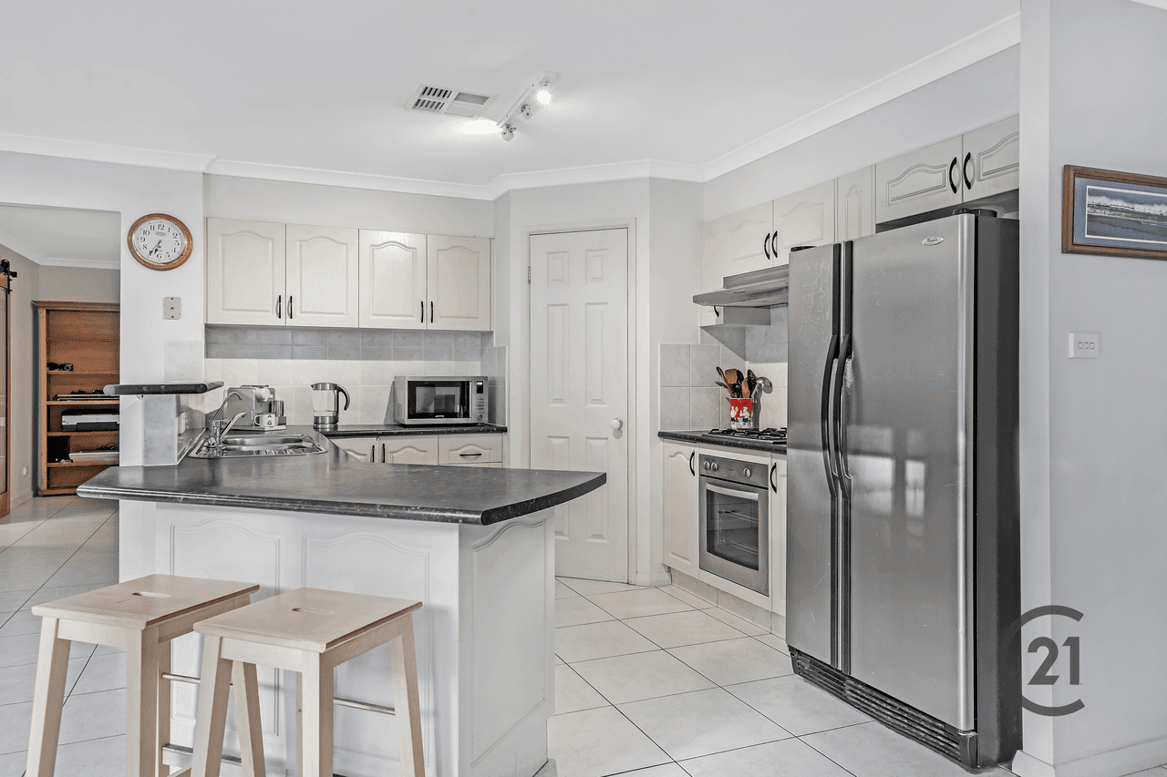 17  Rebellion Circuit, Beaumont Hills, NSW 2155