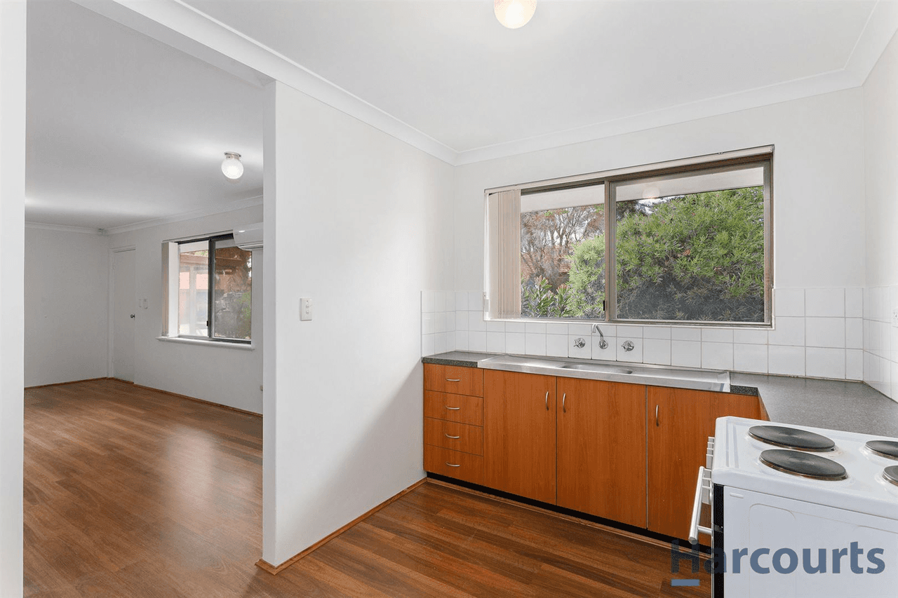 7/12 Kaliamba Court, CANNINGTON, WA 6107