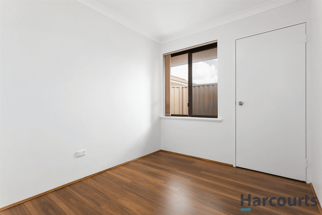 7/12 Kaliamba Court, CANNINGTON, WA 6107