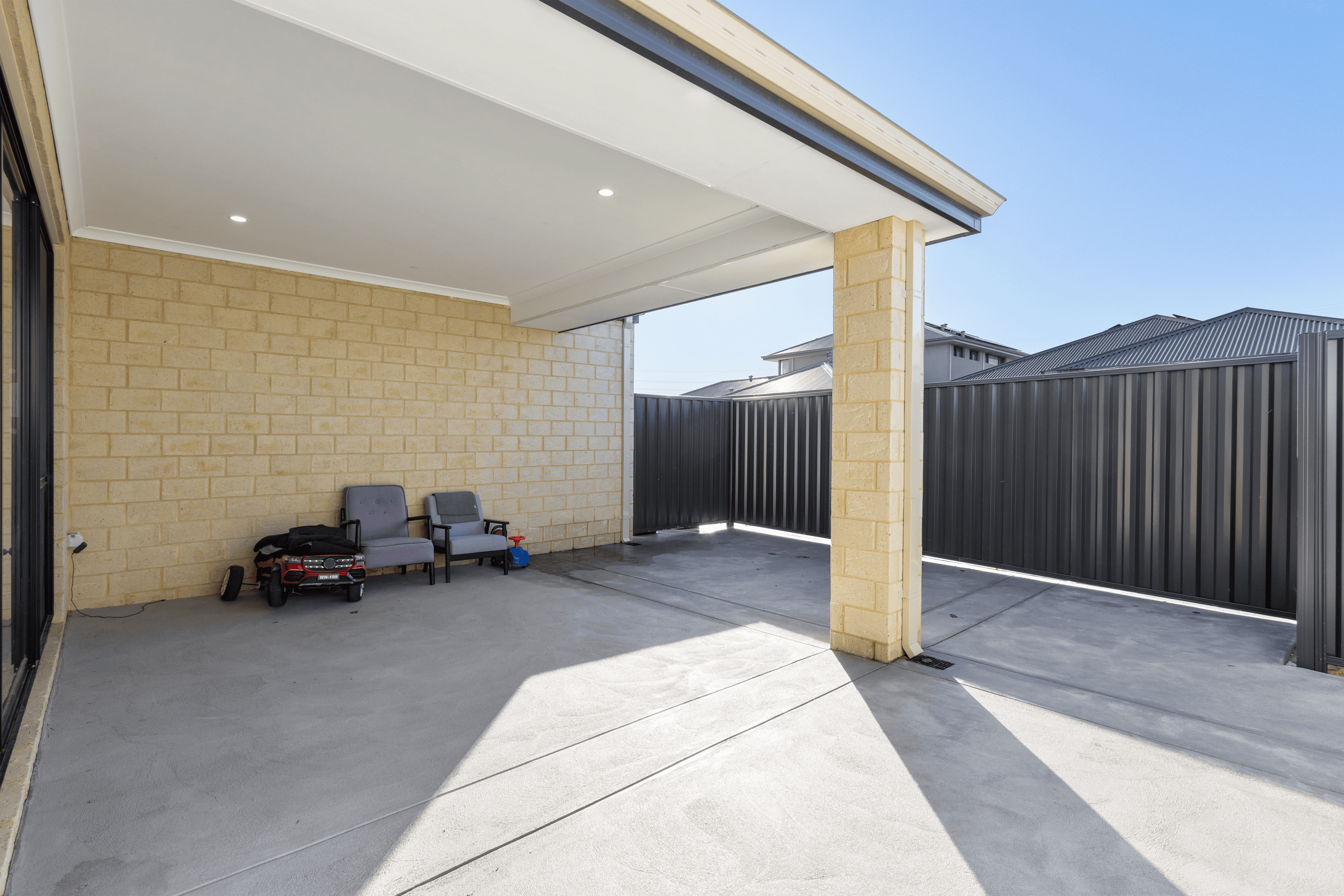 26B Riva Entrance, PIARA WATERS, WA 6112