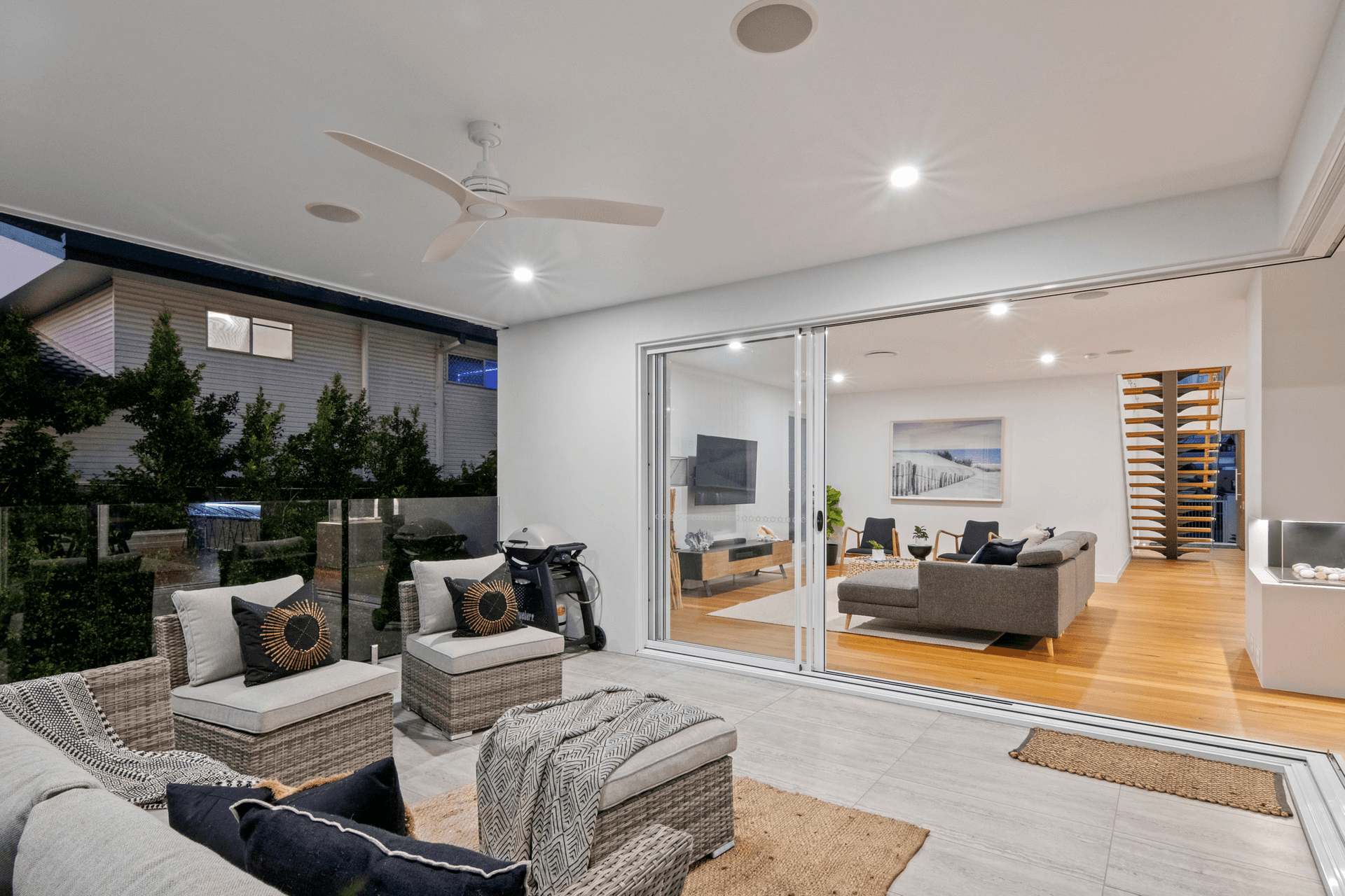 27 Acanthus Avenue, Burleigh Heads, QLD 4220