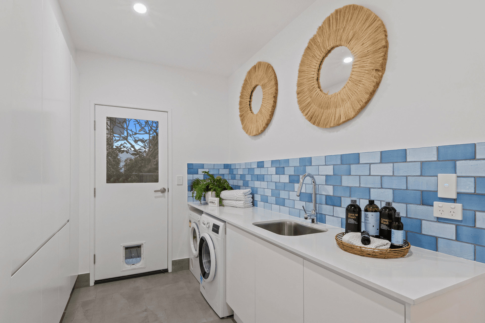 27 Acanthus Avenue, Burleigh Heads, QLD 4220