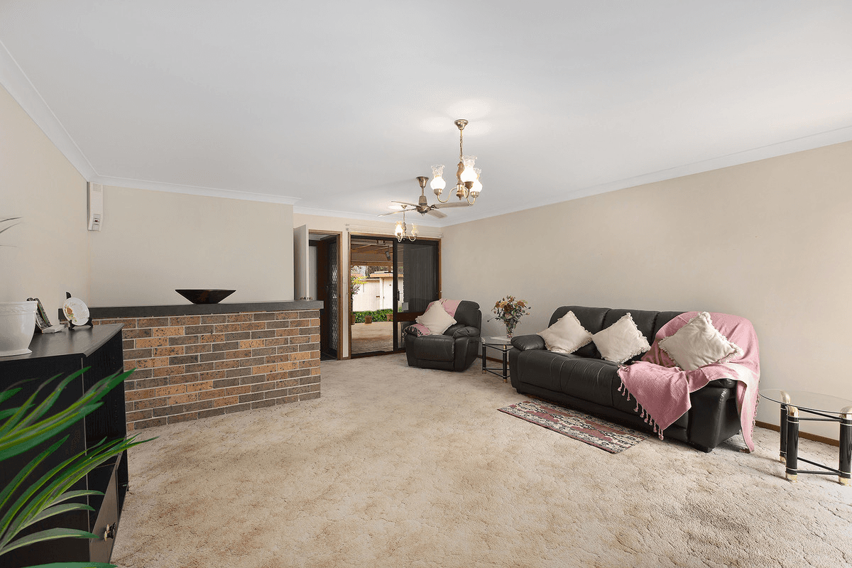 3 Compass Close, BATEAU BAY, NSW 2261