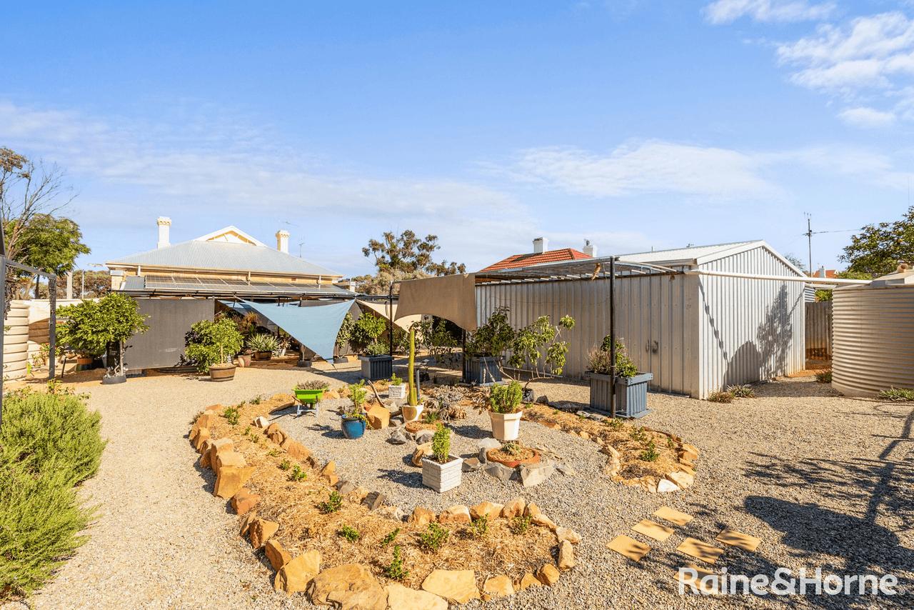 39 Victoria Street, PETERBOROUGH, SA 5422