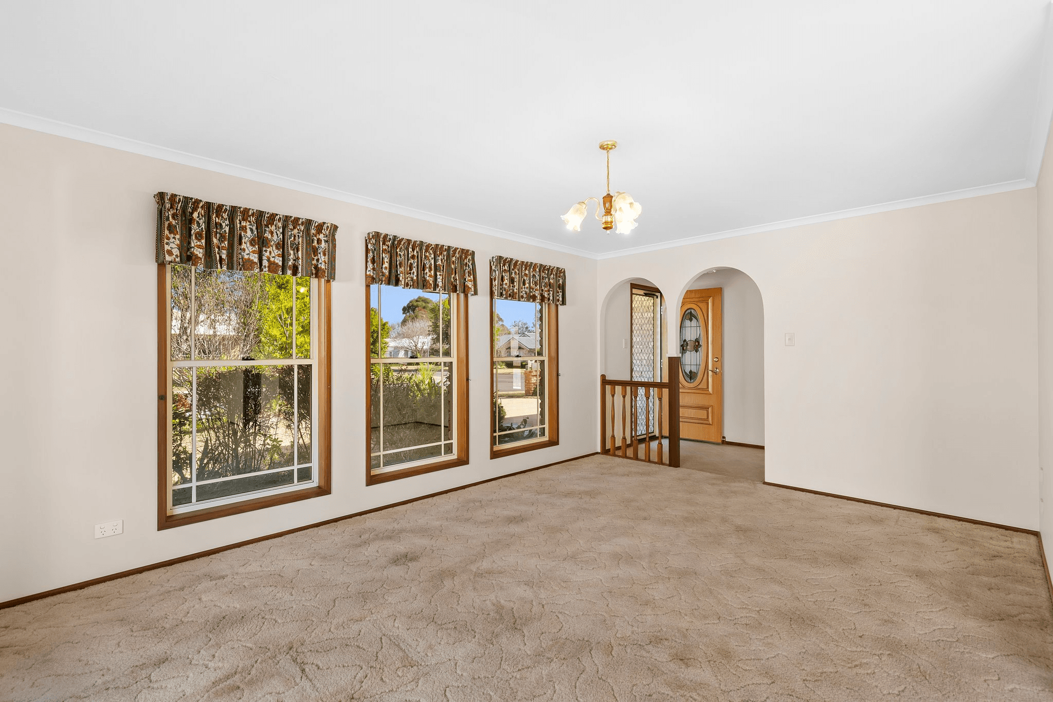 2 Grant Close, Middle Ridge, QLD 4350