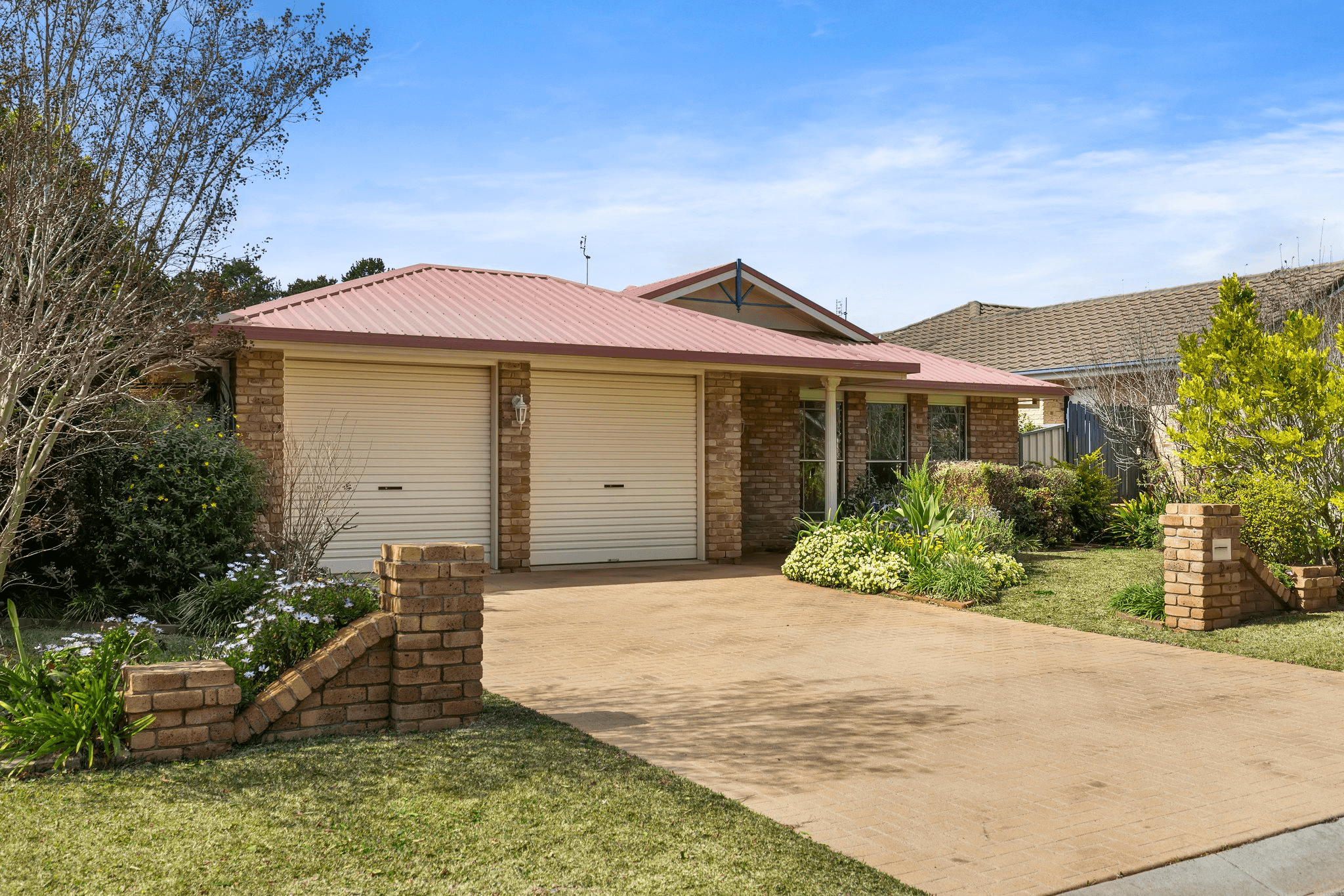 2 Grant Close, Middle Ridge, QLD 4350