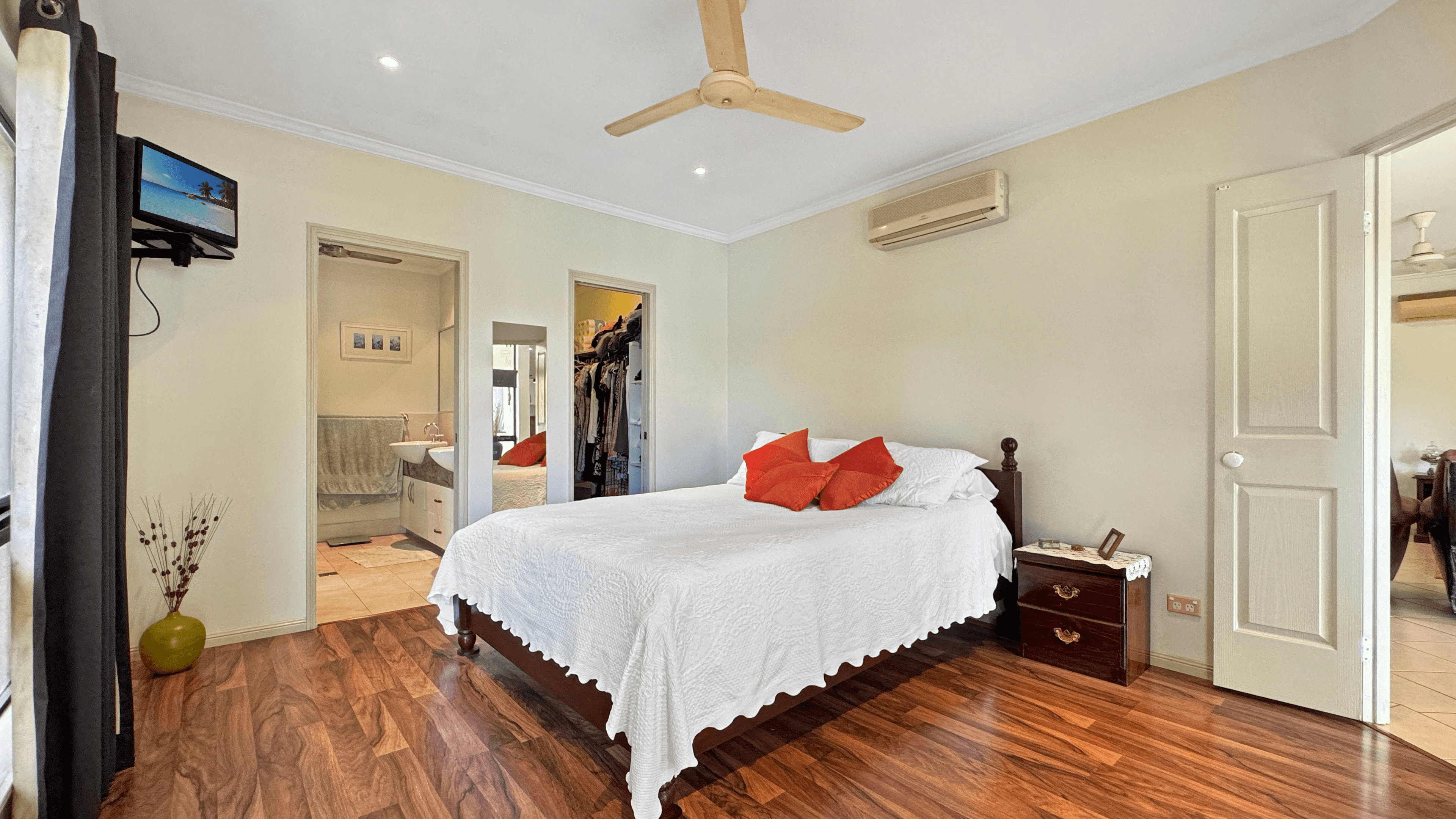 3 Mccoll Close, Redlynch, QLD 4870