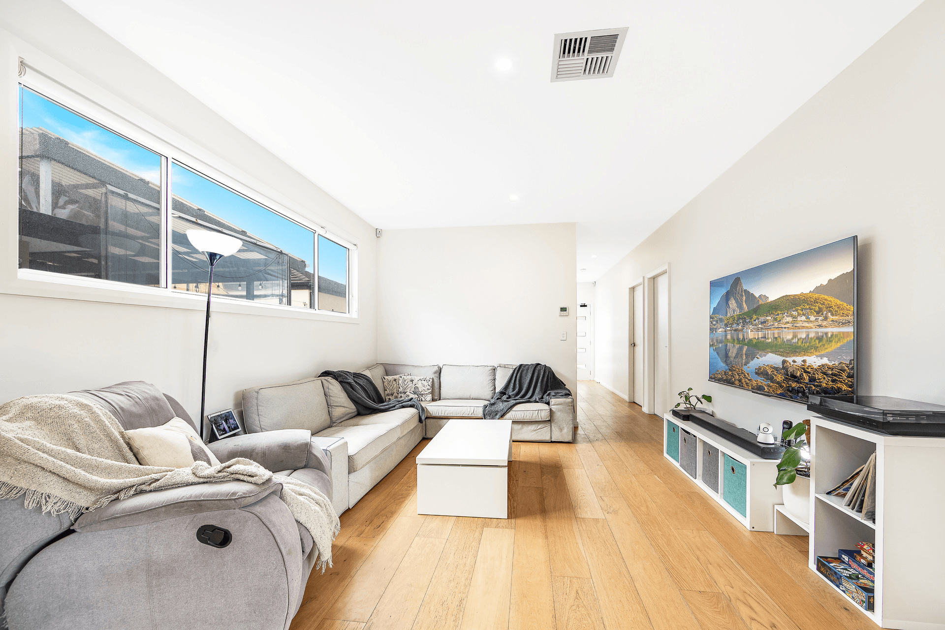 28 Cambridge Street, Umina Beach, NSW 2257